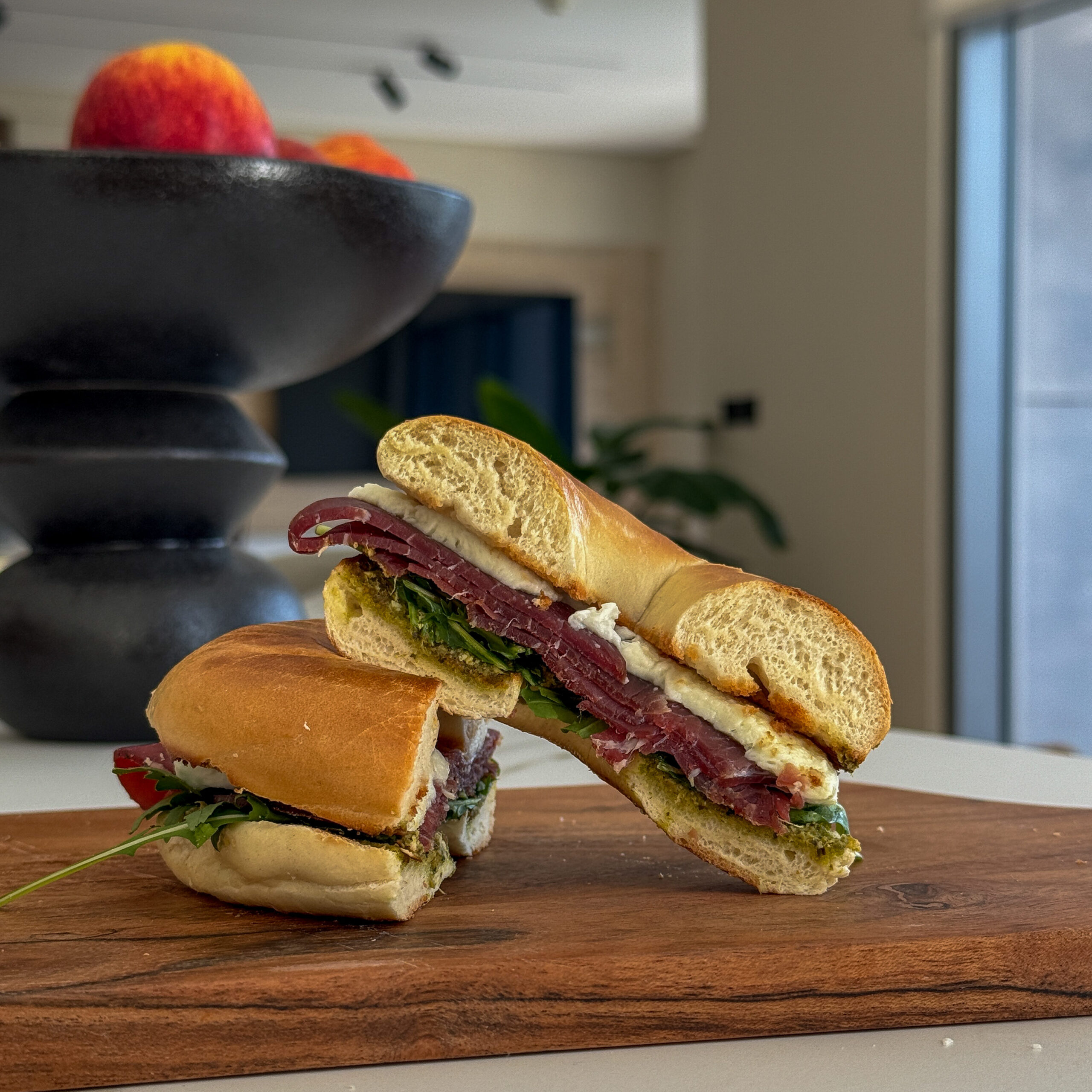 This is my favorite when I want a bit of sunshine on my plate. The pesto brings all the flavor, the rocket adds crunch, the bresaola a touch of saltiness, and the buffalo mozzarella… pure melt-in-your-mouth magic. It feels fancy but takes 2 minutes to make.